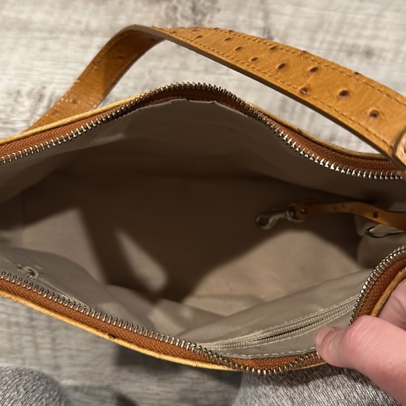 Ostrich Dooney & Bourke - Picture 5 of 5